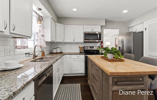 Builiding view ten for 1920 Glenmoor, Grand Rapids, MI. 49508