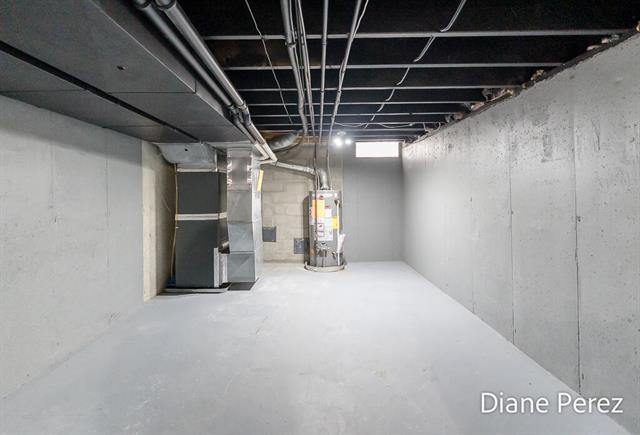 Builiding view thirty two for 1920 Glenmoor, Grand Rapids, MI. 49508