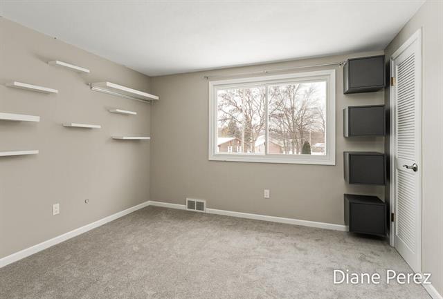 Builiding view twenty five for 1920 Glenmoor, Grand Rapids, MI. 49508