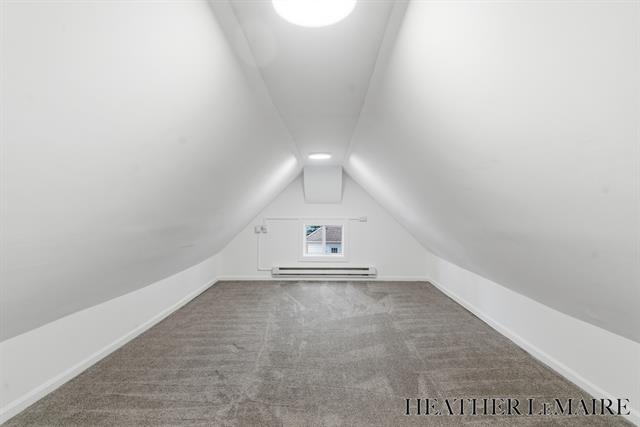 Builiding view twenty three for 821 College, Grand Rapids, MI. 49503