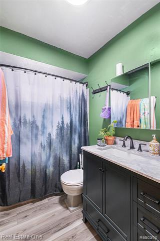 Builiding view ten for 1148 Parallel, Fenton, MI. 48430