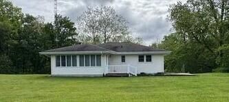 Builiding view twenty eight for 440 Pucker, Niles, MI. 49120