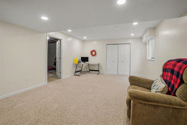 Builiding view twenty two for 4821 Landing, Kalamazoo, MI. 49048