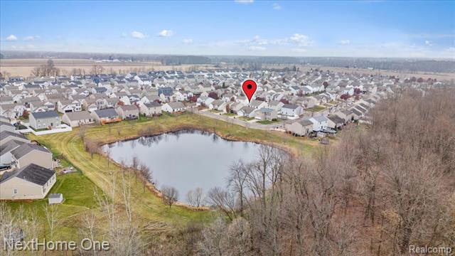 Builiding view twenty one for 8564 Fox River, Fowlerville, MI. 48836