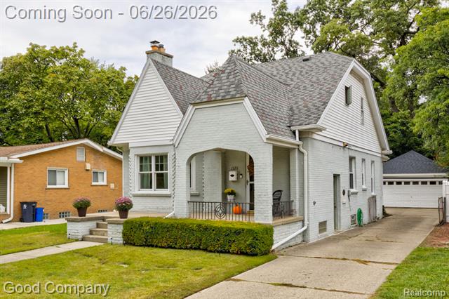 Builiding view fifty two for 1526 W 12 Mile, Royal Oak, MI. 48073