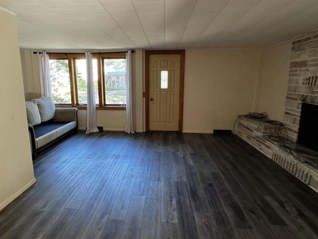 Builiding view eight for 213 Montcalm, Greenville, MI. 48838