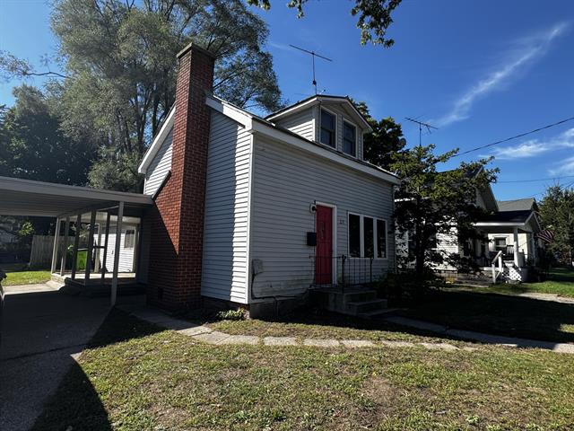 Builiding view one for 213 Montcalm, Greenville, MI. 48838