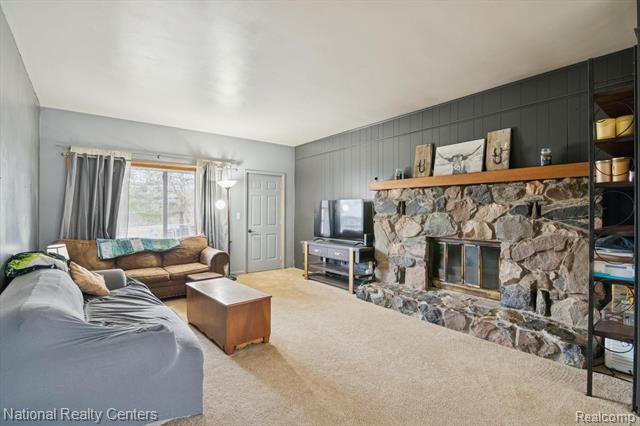 Builiding view eight for 1251 Reading Rd, Hillsdale, MI. 49242