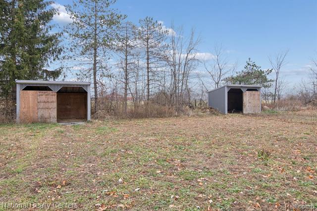 Builiding view forty two for 1251 Reading Rd, Hillsdale, MI. 49242