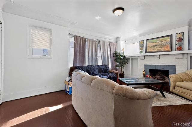 Builiding view six for 5773 Lakewood, Detroit, MI. 48213