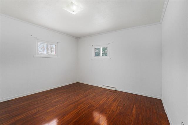 Builiding view four for 116 24Th, Battle Creek, MI. 49015