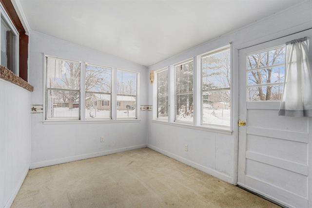 Builiding view twelve for 116 24Th, Battle Creek, MI. 49015