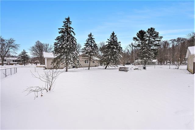 Builiding view twenty three for 21067 North, Battle Creek, MI. 49017