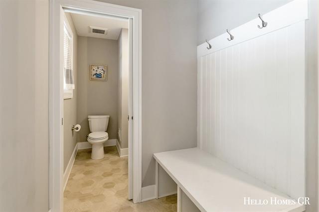 Builiding view nineteen for 4356 Amazon, Lowell, MI. 49331