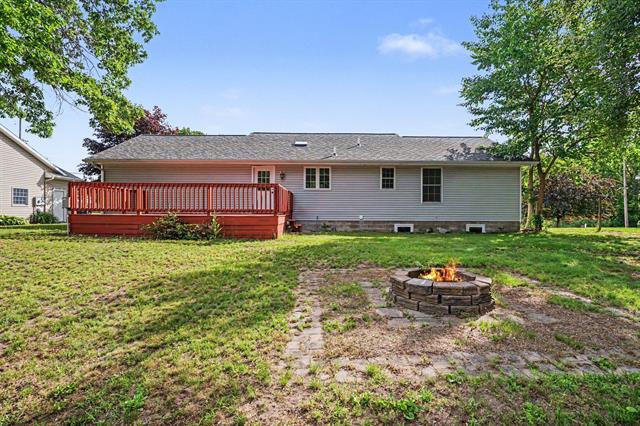 Builiding view fifteen for 2499 Greenwood, Muskegon, MI. 49441