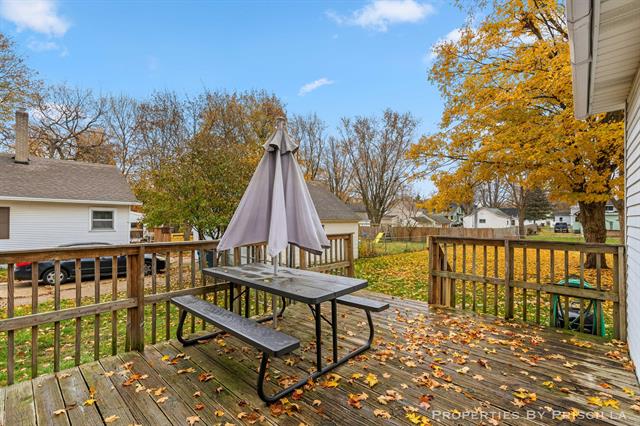 Builiding view forty four for 94 Division, Sparta, MI. 49345