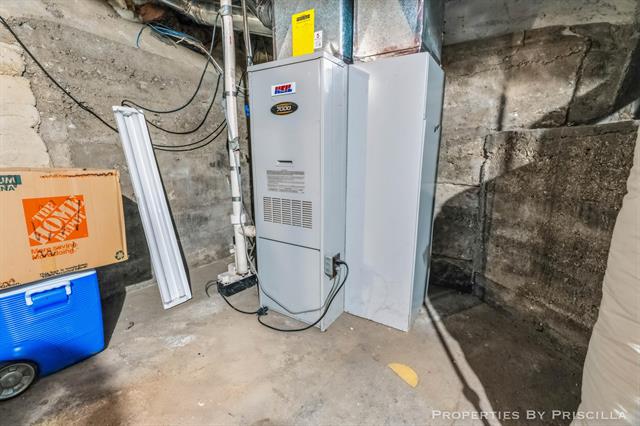 Builiding view thirty three for 94 Division, Sparta, MI. 49345