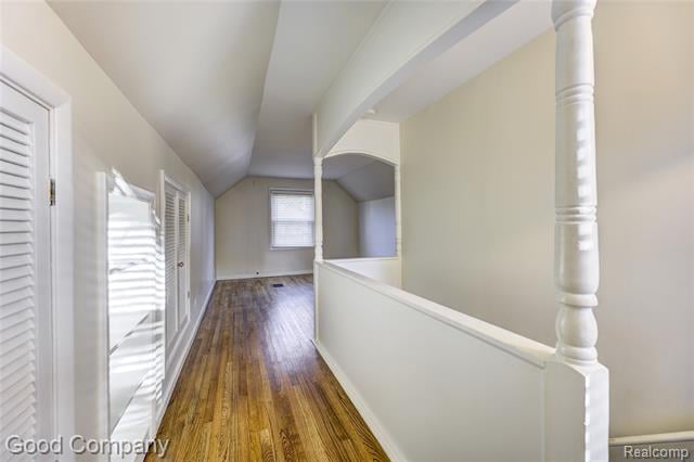 Builiding view twenty three for 1027 Orchard Grove, Royal Oak, MI. 48067