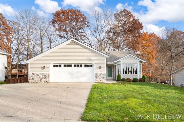 Builiding view one for 6696 Highmeadow, Byron Center, MI. 49315