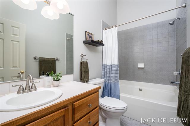 Builiding view twenty one for 6696 Highmeadow, Byron Center, MI. 49315