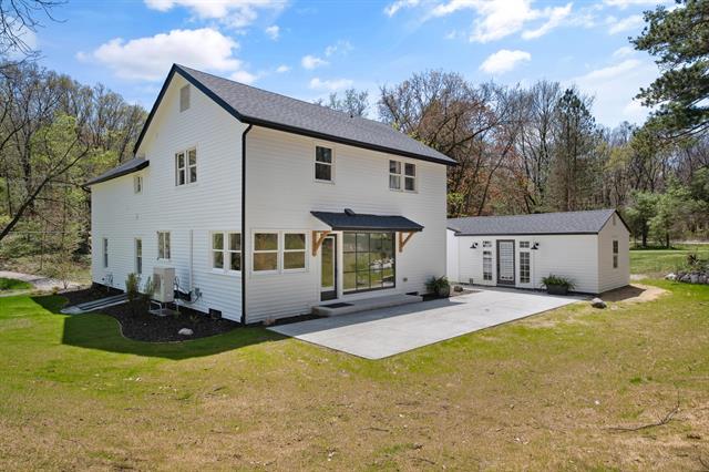 Builiding view twenty three for 101 Carl, Ada, MI. 49301