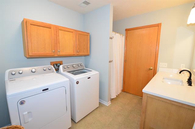 Builiding view twenty nine for 8661 Grainery, Caledonia, MI. 49316