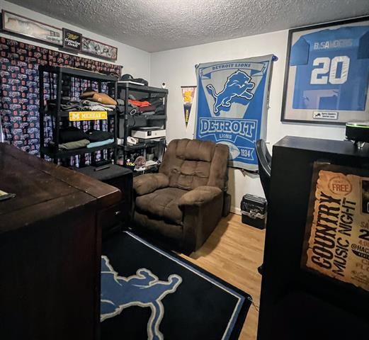 Builiding view eighteen for 6340 Quarterline, Spring Lake, MI. 49456