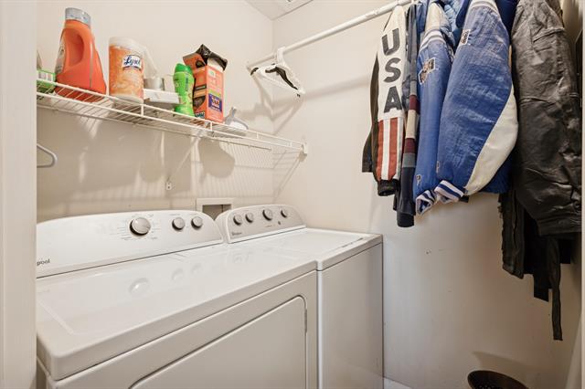 Builiding view fifteen for 3075 Poplar Creek, Grand Rapids, MI. 49512