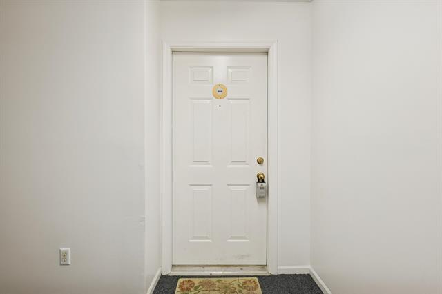 Builiding view two for 3075 Poplar Creek, Grand Rapids, MI. 49512