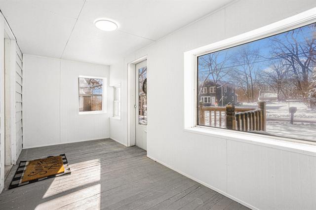 Builiding view one for 514 Fenimore, Kalamazoo, MI. 49048