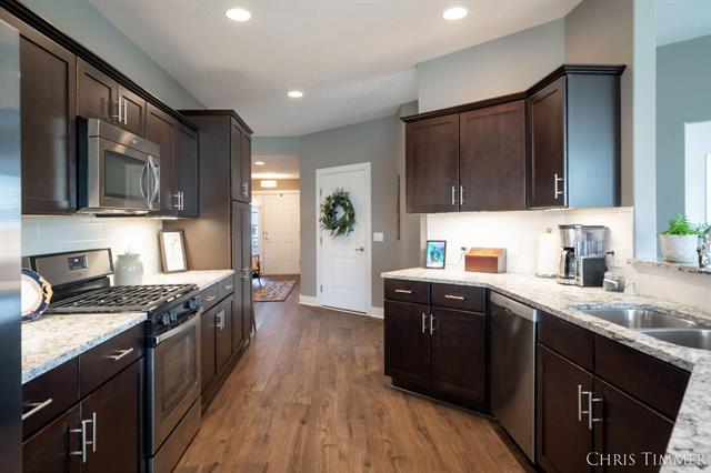 Builiding view sixteen for 6597 Potters Wheel, Caledonia, MI. 49316