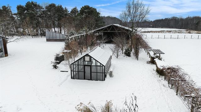 Builiding view twenty six for 342 62Nd, South Haven, MI. 49090