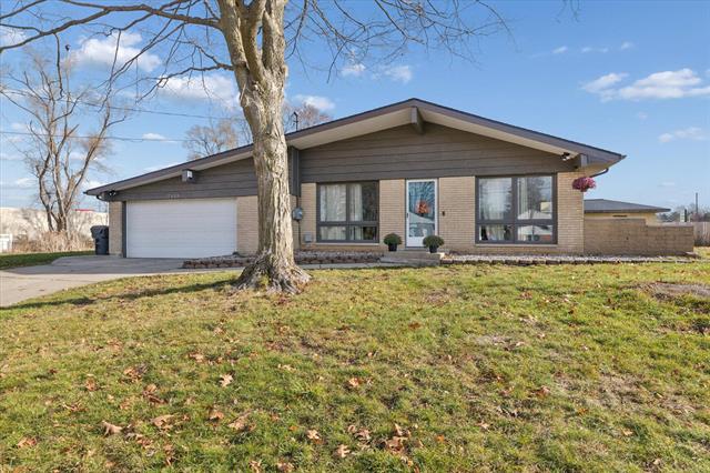 Builiding view one for 7325 Quail, Portage, MI. 49024