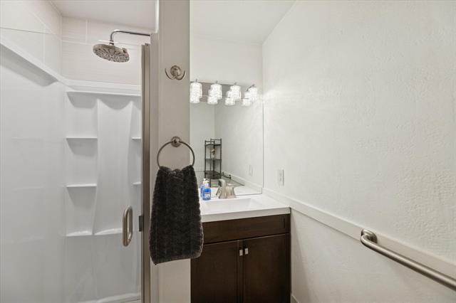 Builiding view twenty one for 7325 Quail, Portage, MI. 49024