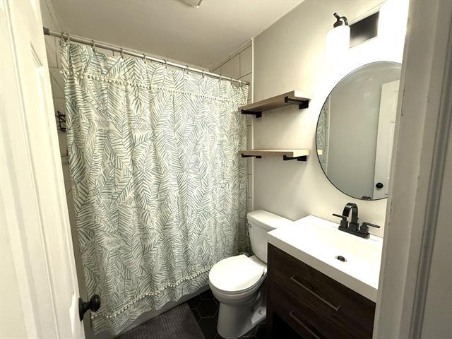 Builiding view seven for 2631 Liberty, Muskegon, MI. 49441