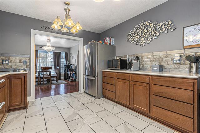 Builiding view eight for 218 Grove, Greenville, MI. 48838