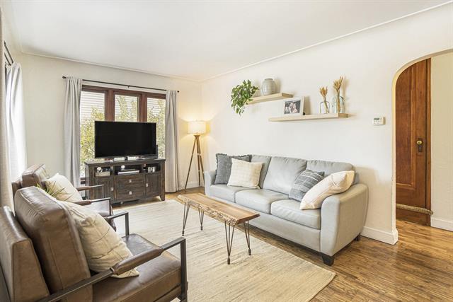 Builiding view four for 314 14Th, Holland, MI. 49423