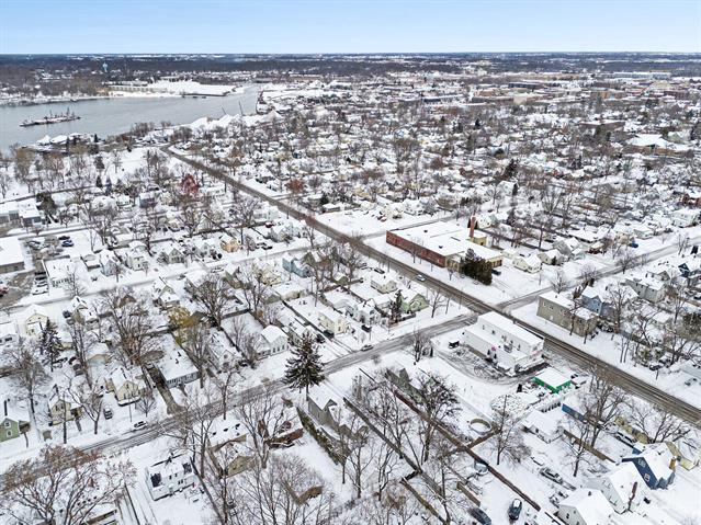 Builiding view nineteen for 314 14Th, Holland, MI. 49423