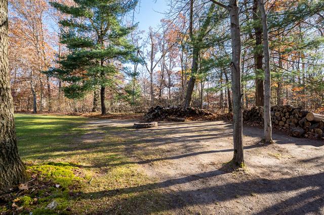 Builiding view forty five for 423 Fernwood, Muskegon, MI. 49442