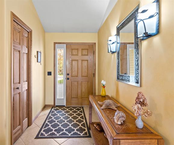 Builiding view four for 423 Fernwood, Muskegon, MI. 49442