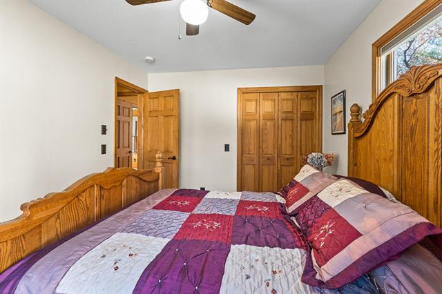 Builiding view twenty three for 423 Fernwood, Muskegon, MI. 49442