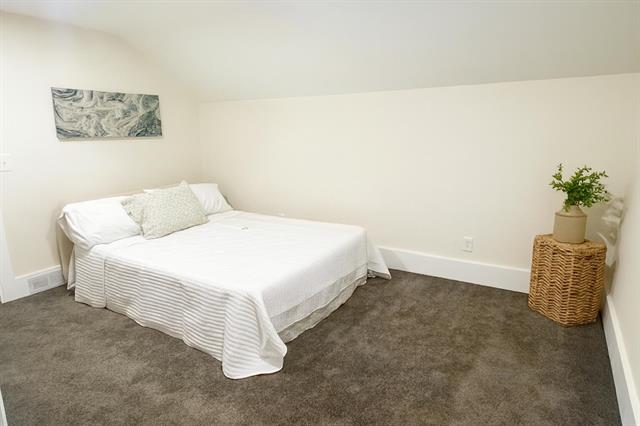 Builiding view eight for 512 Cass, Schoolcraft, MI. 49087