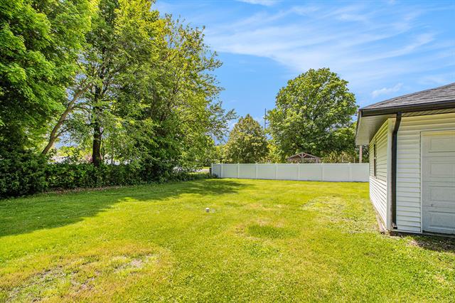 Builiding view thirteen for 512 Cass, Schoolcraft, MI. 49087