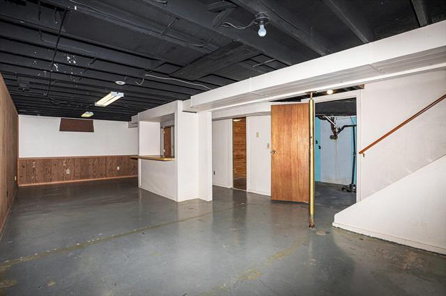 Builiding view sixteen for 69705 Eisenhower, Sturgis, MI. 49091