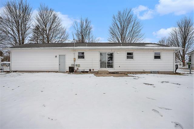 Builiding view twenty five for 69705 Eisenhower, Sturgis, MI. 49091