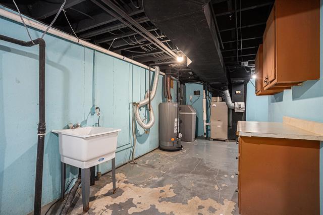 Builiding view twenty for 69705 Eisenhower, Sturgis, MI. 49091