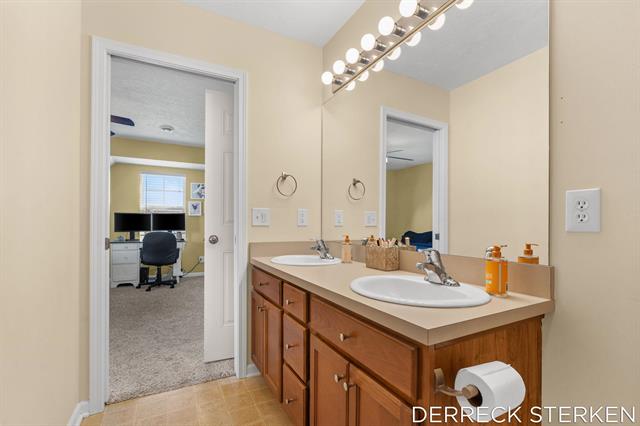 Builiding view seventeen for 2749 Blue Stem, Zeeland, MI. 49464