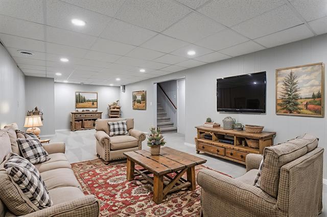 Builiding view fifteen for 6835 Kay Boer Drive, Jenison, MI. 49428