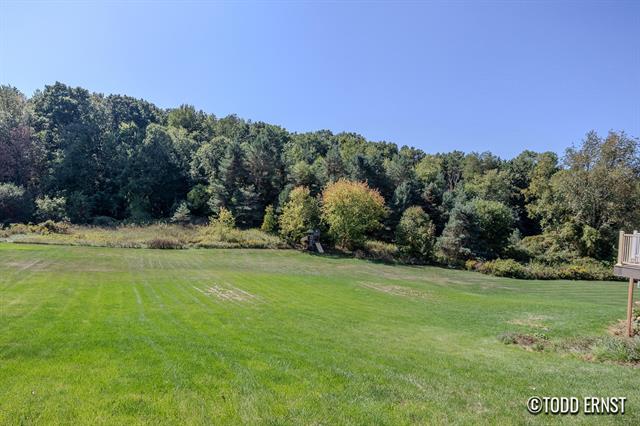 Builiding view forty eight for 5814 Cannon Hills, Ada, MI. 49301