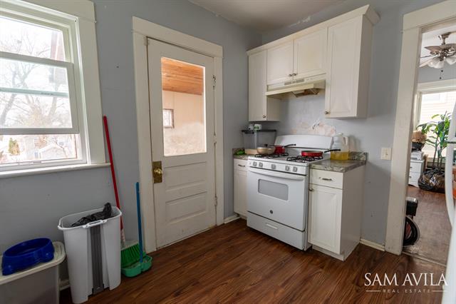 Builiding view four for 452 Howard, Grand Rapids, MI. 49507